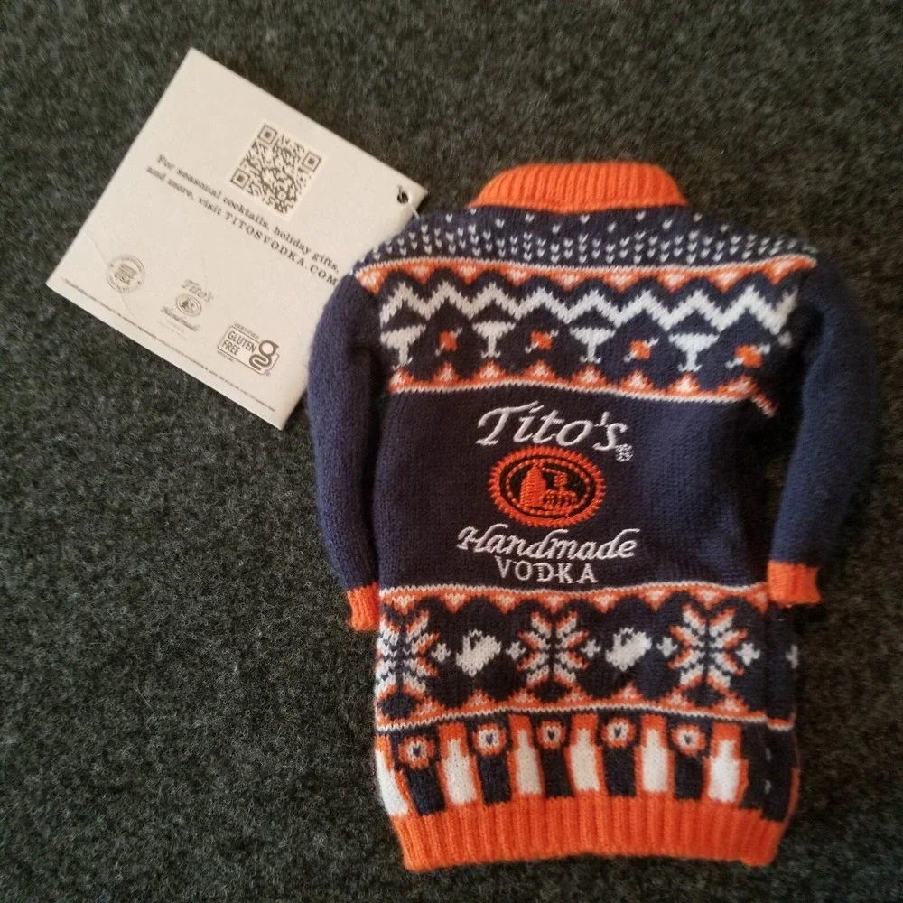 Tito's Handmade Vodka 2022 Mini Holiday Sweater Bottle Topper Gift Tag For 750ML